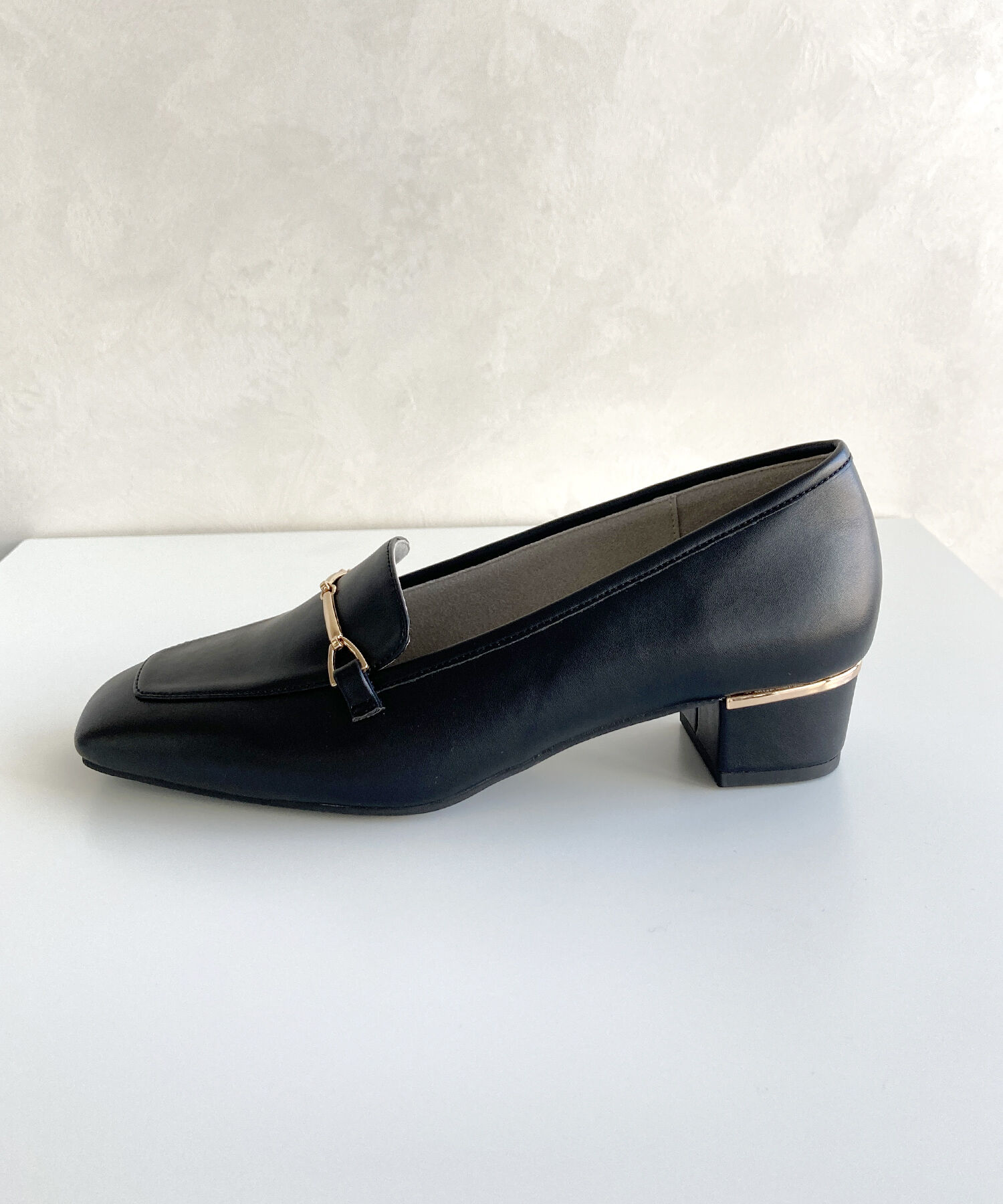 WA Oriental TRaffic「●人気シリーズ●メタリックラインビットヒールローファー/52101 ローファー」|パンプス|