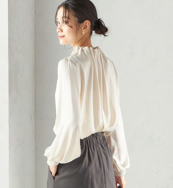 SHIPS for women「【一部WEB限定】〈手洗い可能〉ヴィンテージ サテン ネック ギャザー ブラウス」|シャツ・ブラウス|ナチュラル