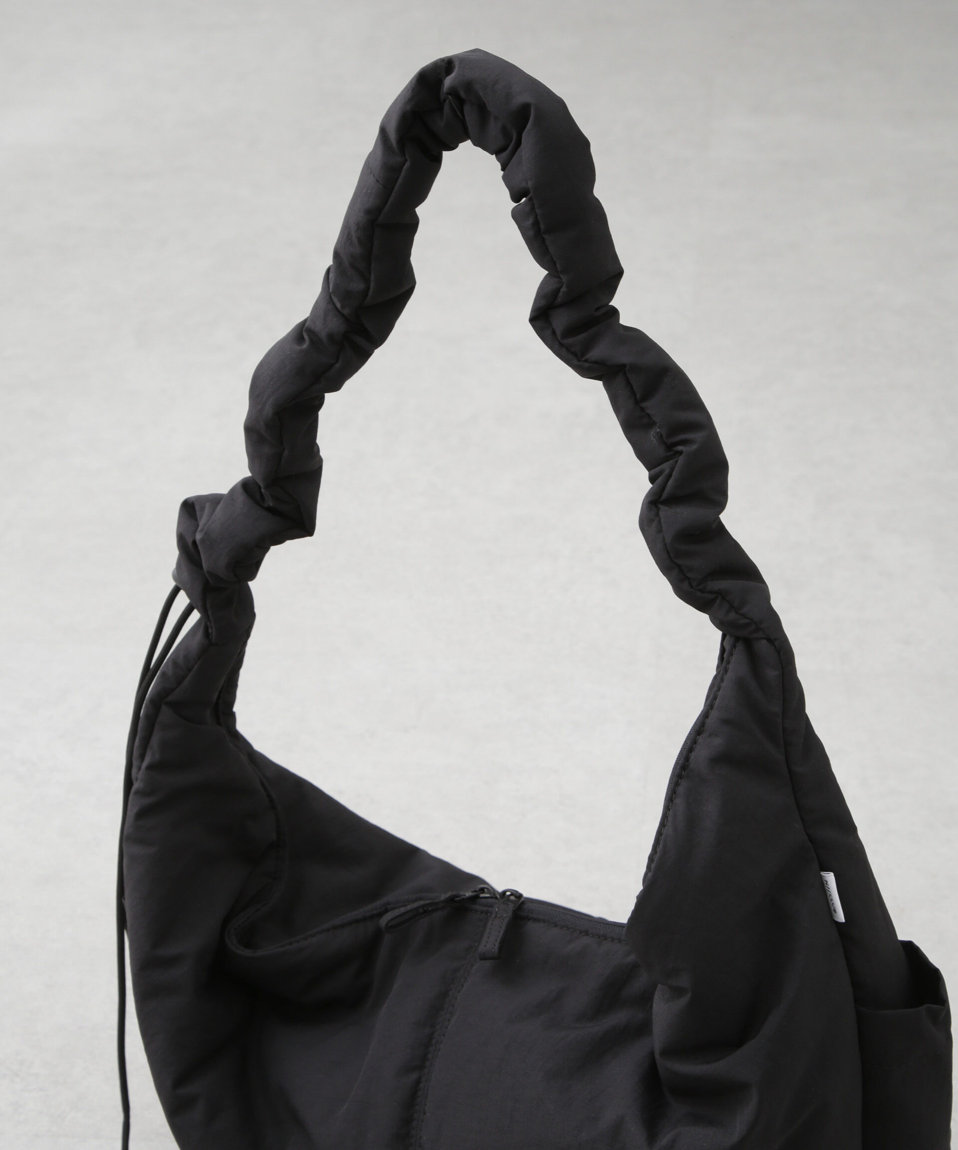 nano･universe「「NJ/CLUB」中綿ハーフムーンショルダーバッグ」|ショルダー・メッセンジャー|