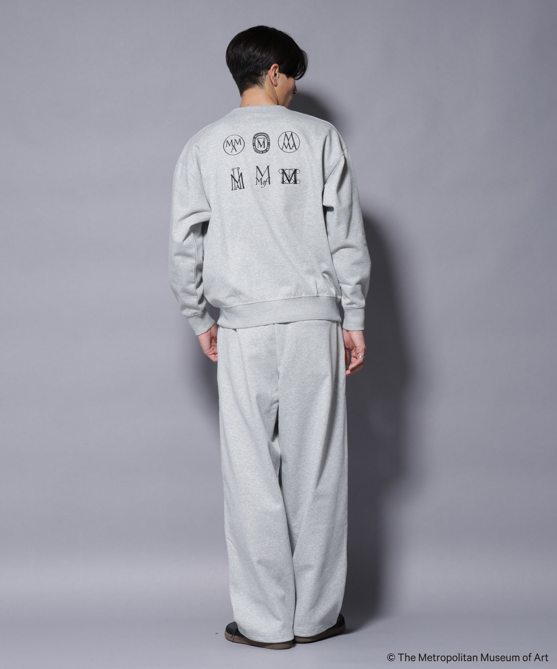 nano･universe「「The Met」ロゴ刺繍 2WAYワイドスウェットパンツ（セットアップ可）」|チノ|