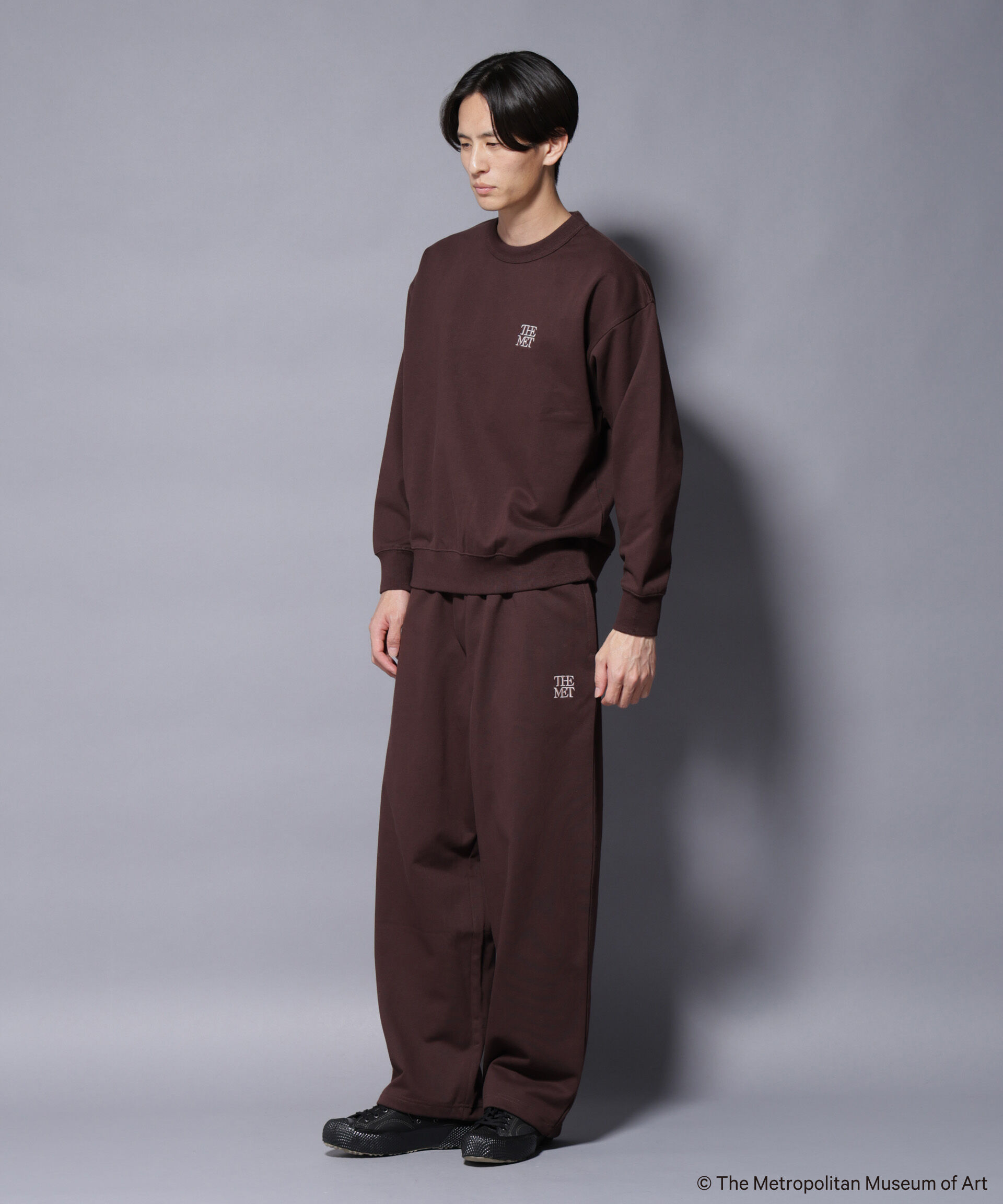 nano･universe「「The Met」ロゴ刺繍 2WAYワイドスウェットパンツ（セットアップ可）」|チノ|