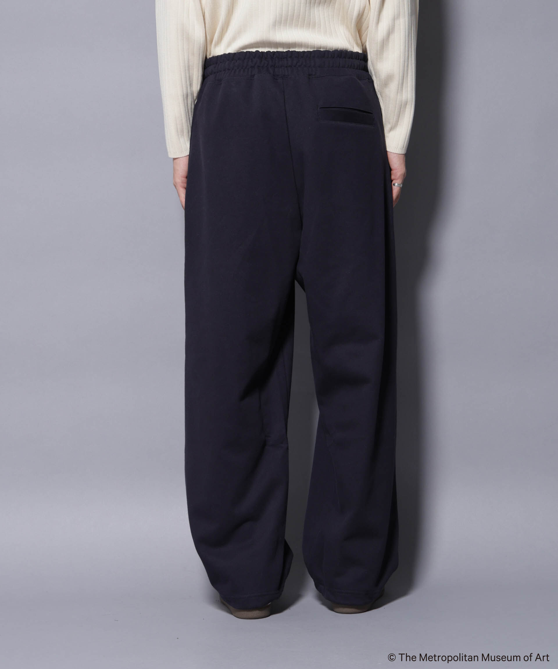 nano･universe「「The Met」ロゴ刺繍 2WAYワイドスウェットパンツ（セットアップ可）」|チノ|
