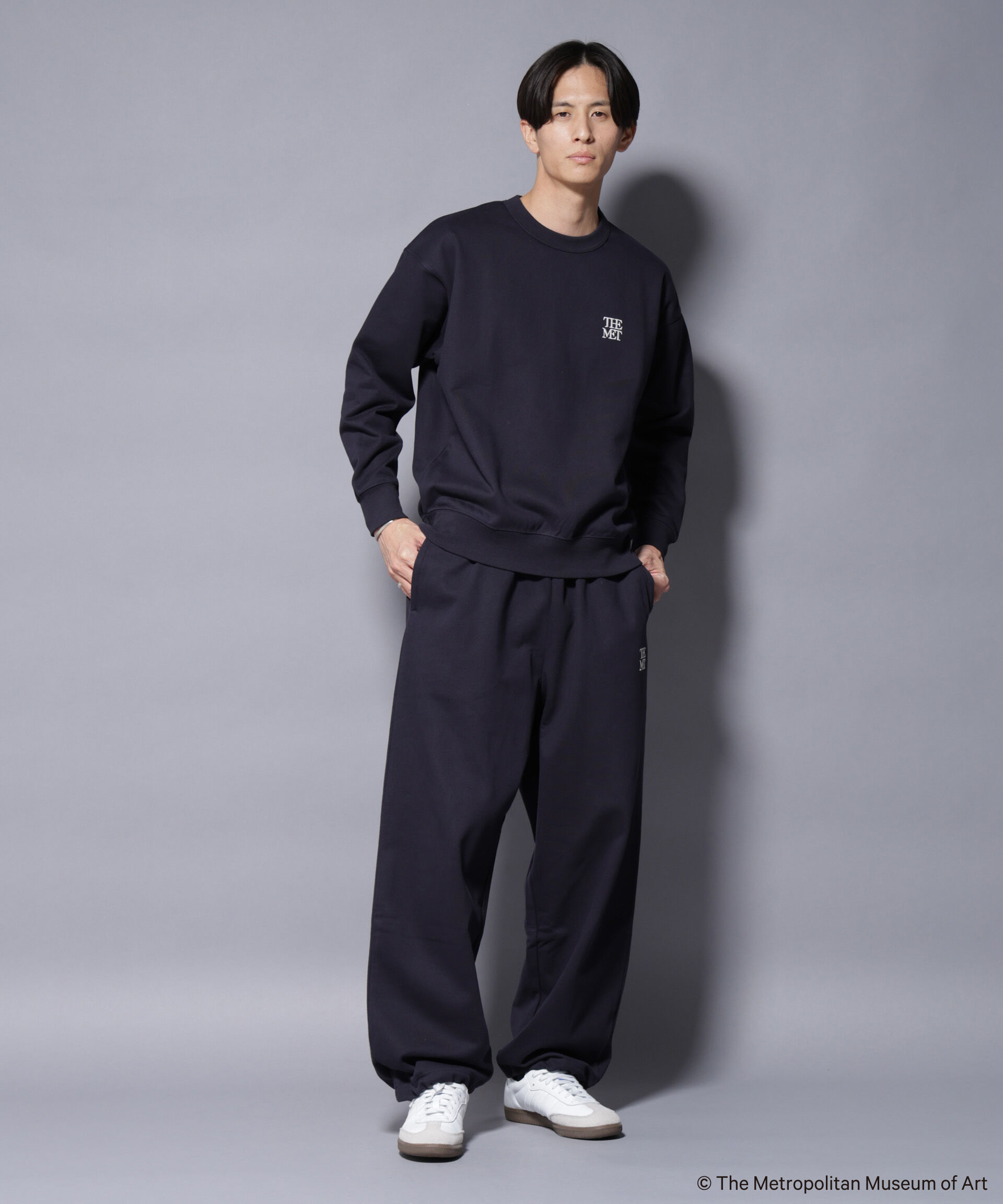 nano･universe「「The Met」ロゴ刺繍 2WAYワイドスウェットパンツ（セットアップ可）」|チノ|