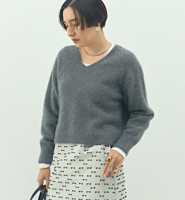 NOLLEY'S「《手洗い可能》ヘアリーストレッチVネックプルオーバーニット」|ニット・セーター|ミディアムグレー