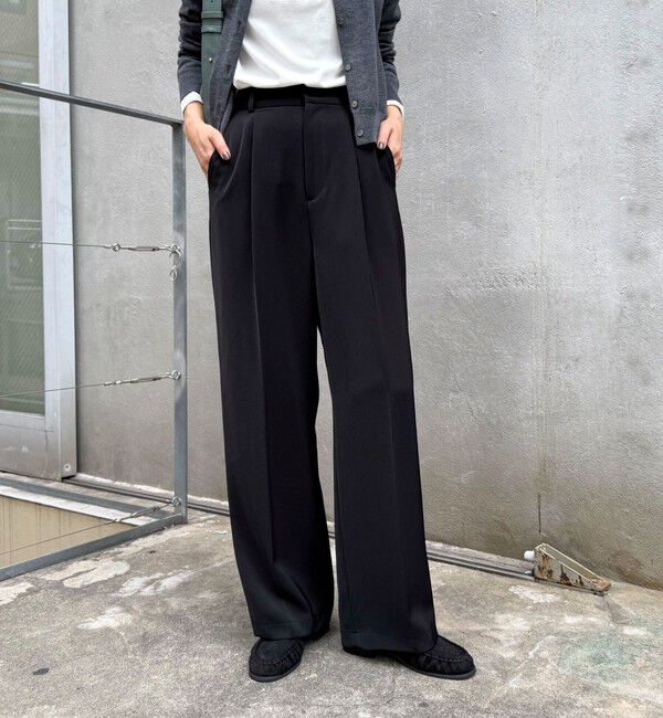 fredy emue「【人気商品の新型】とろみwarmタックスラックス」|スラックス|ブラック