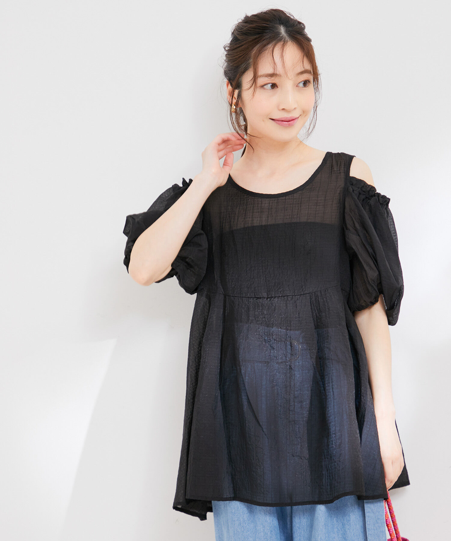 VIS「【洗える】【2WAY】オープンショルダーシアーチュニックブラウス」|シャツ・ブラウス|