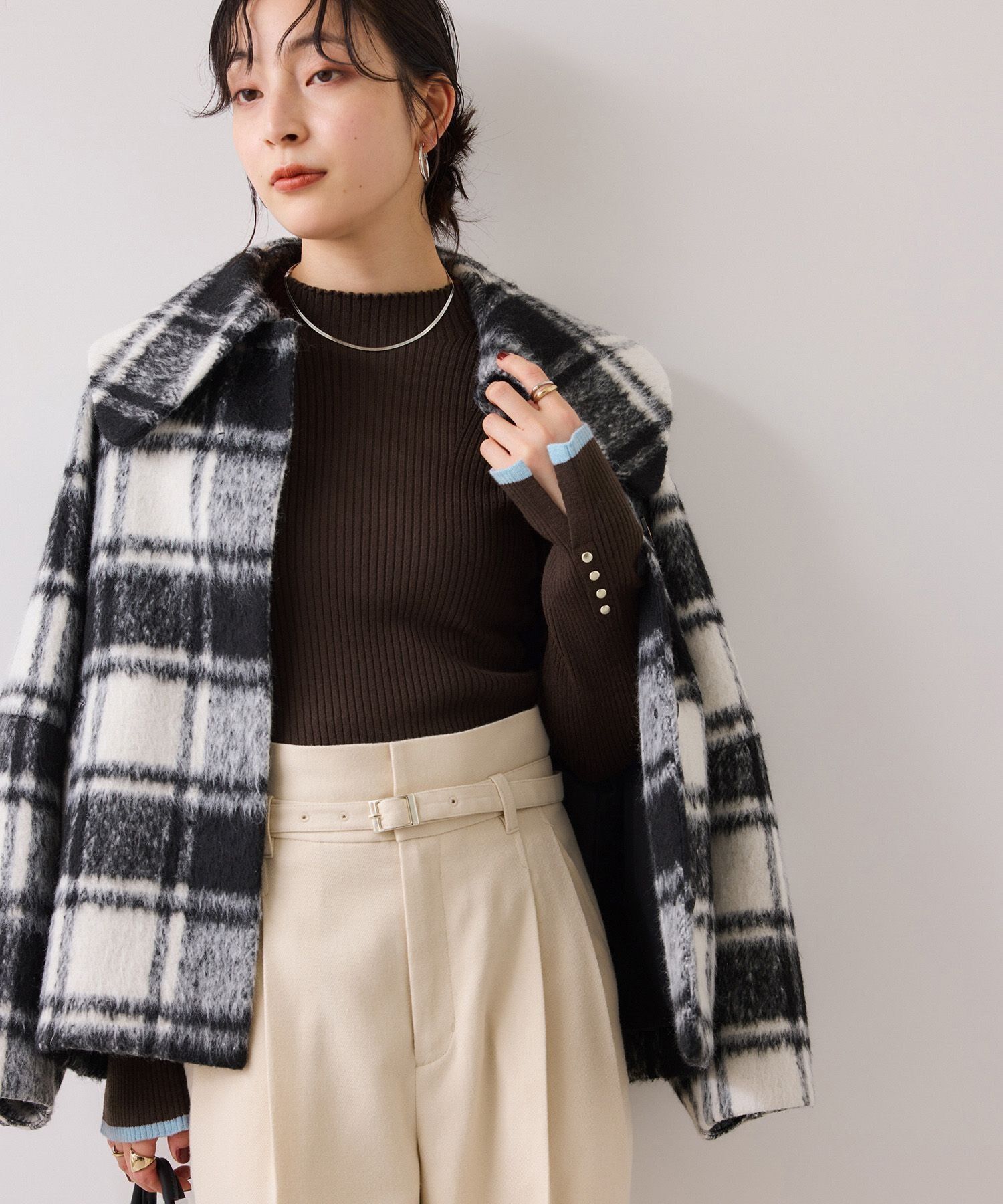 VIS「【美得】スリーブ釦アクセントリブニット/WEB限定FSサイズ・静電気防止」|ニット・セーター|