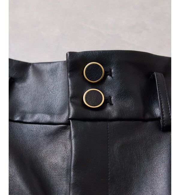 VIS「レザーショートパンツ」|チノ|