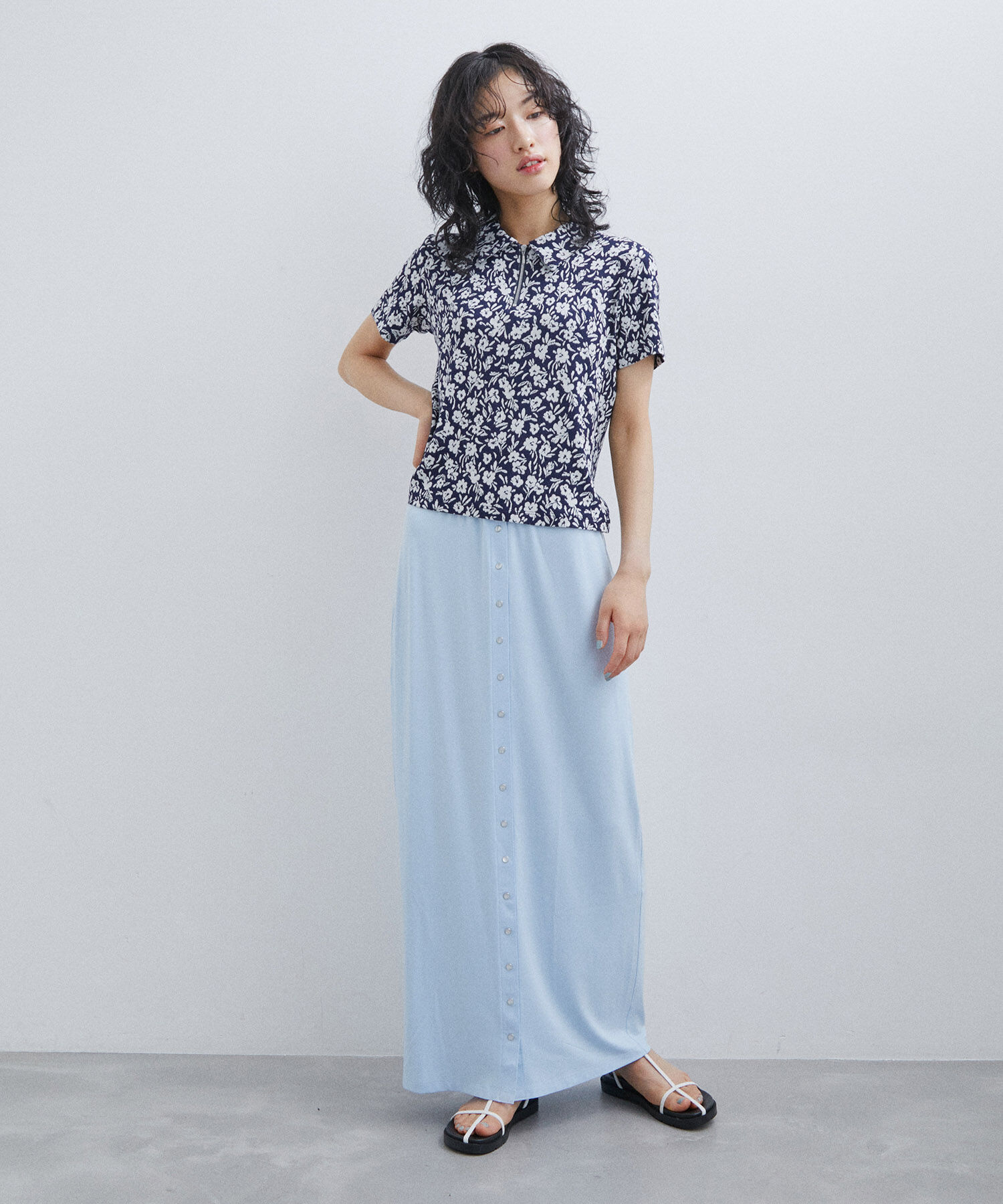 ADAM ET ROPE'「【agnes b. pour ADAM ET ROPE'】JUPE PRESSIONS LONG」|スカート|