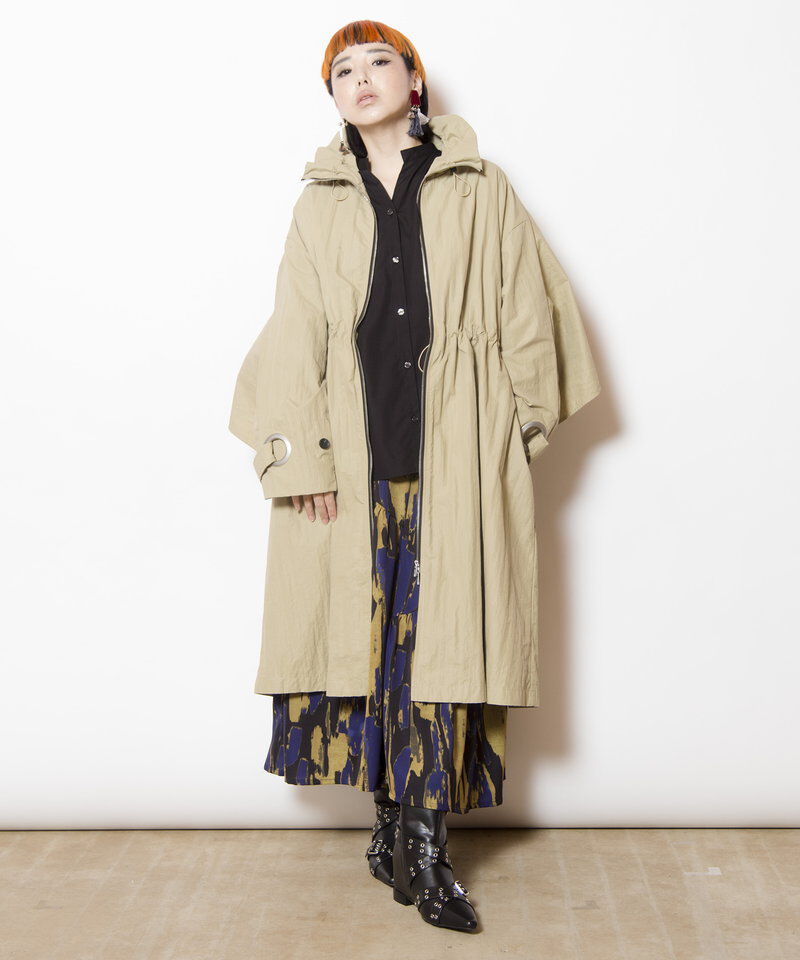  「バックフレアーライトコート」|トレンチコート|