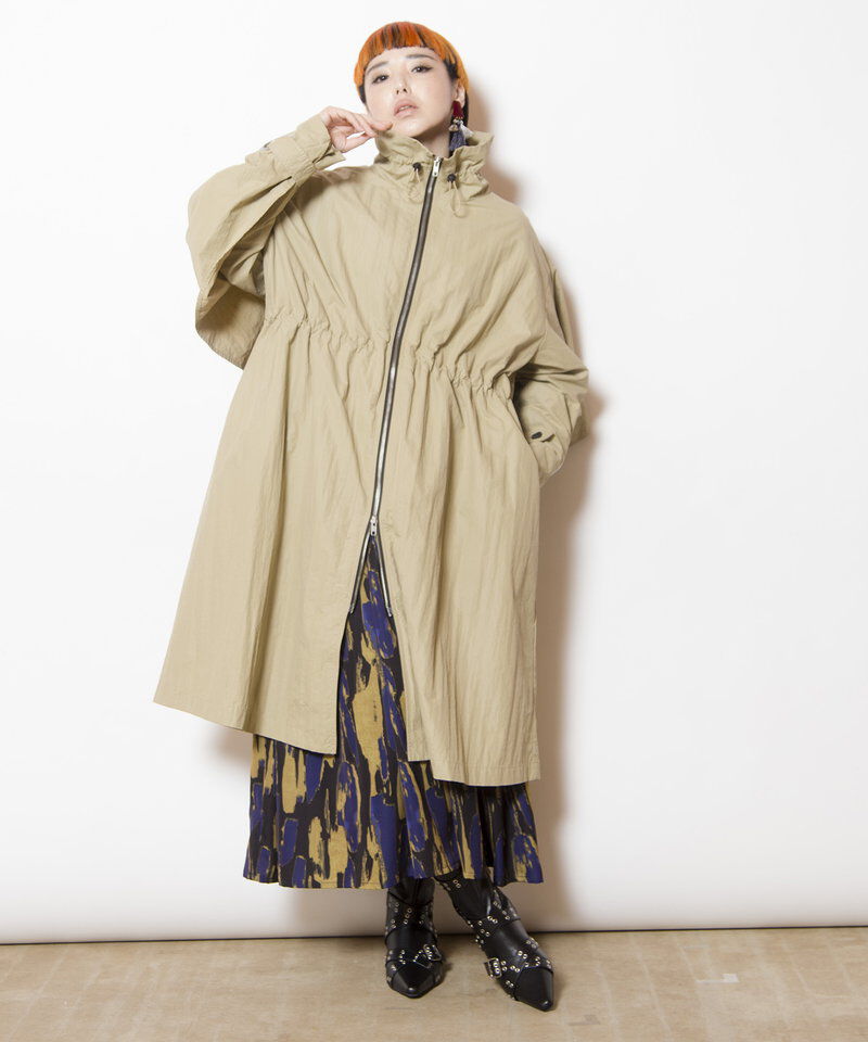  「バックフレアーライトコート」|トレンチコート|