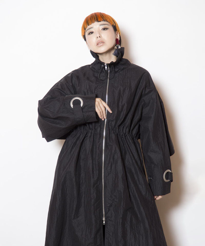  「バックフレアーライトコート」|トレンチコート|