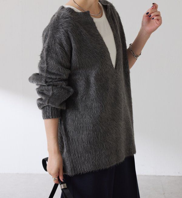  「エアリー深Vニット」|ニット・セーター|