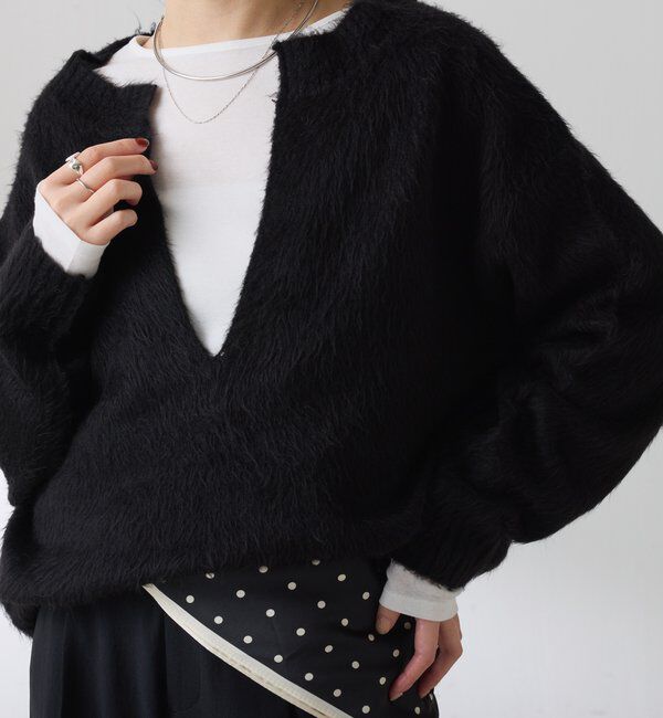  「エアリー深Vニット」|ニット・セーター|