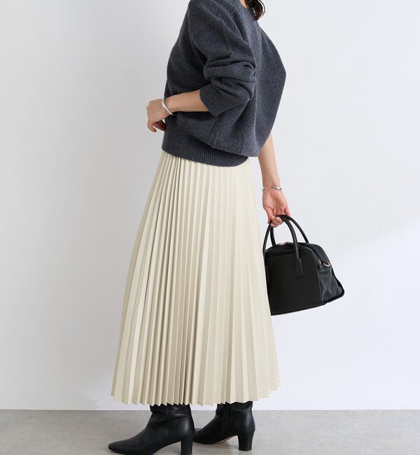  「【女性らしいデコルテライン】ウールVニット」|ニット・セーター|