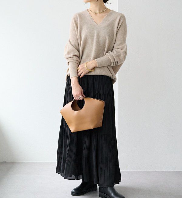  「【リバイバル/新色追加/7色展開】ウール100NEWバックボリュームニット」|ニット・セーター|