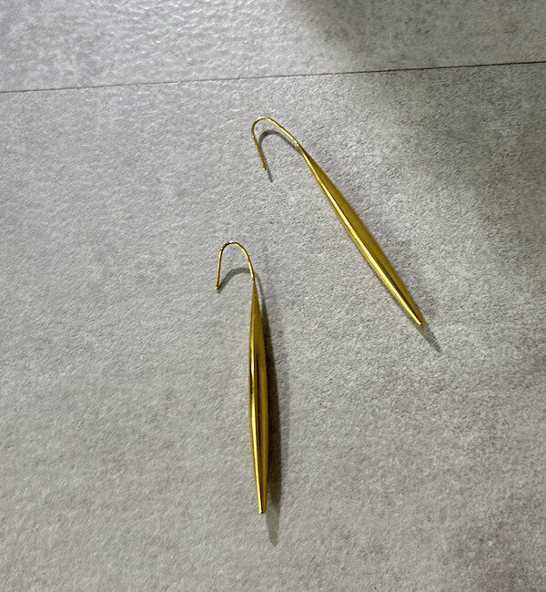  「《金属アレルギー対応/ステンレス》【GALENA】ストレートドロップピアス」|リング|