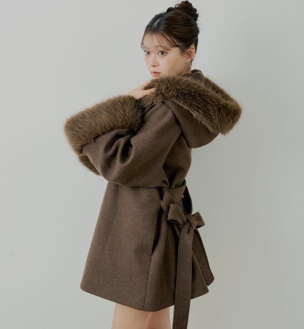  「【4色展開】ファー襟ケープコート」|その他|