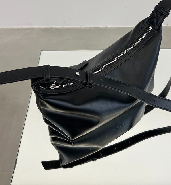  「【新色キャメル/人気のため再入荷/軽量/大容量】ロールハンドルバッグ」|トートバッグ|