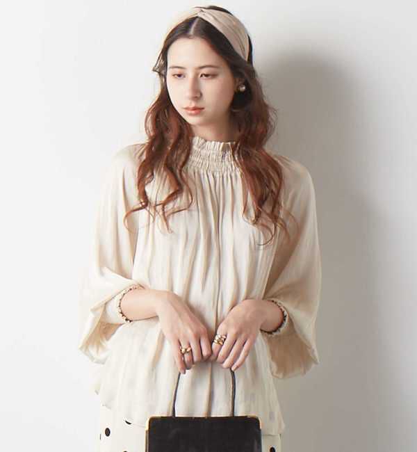TIARA「ヴィンテージサテンギャザーブラウス」|シャツ・ブラウス|アイボリー