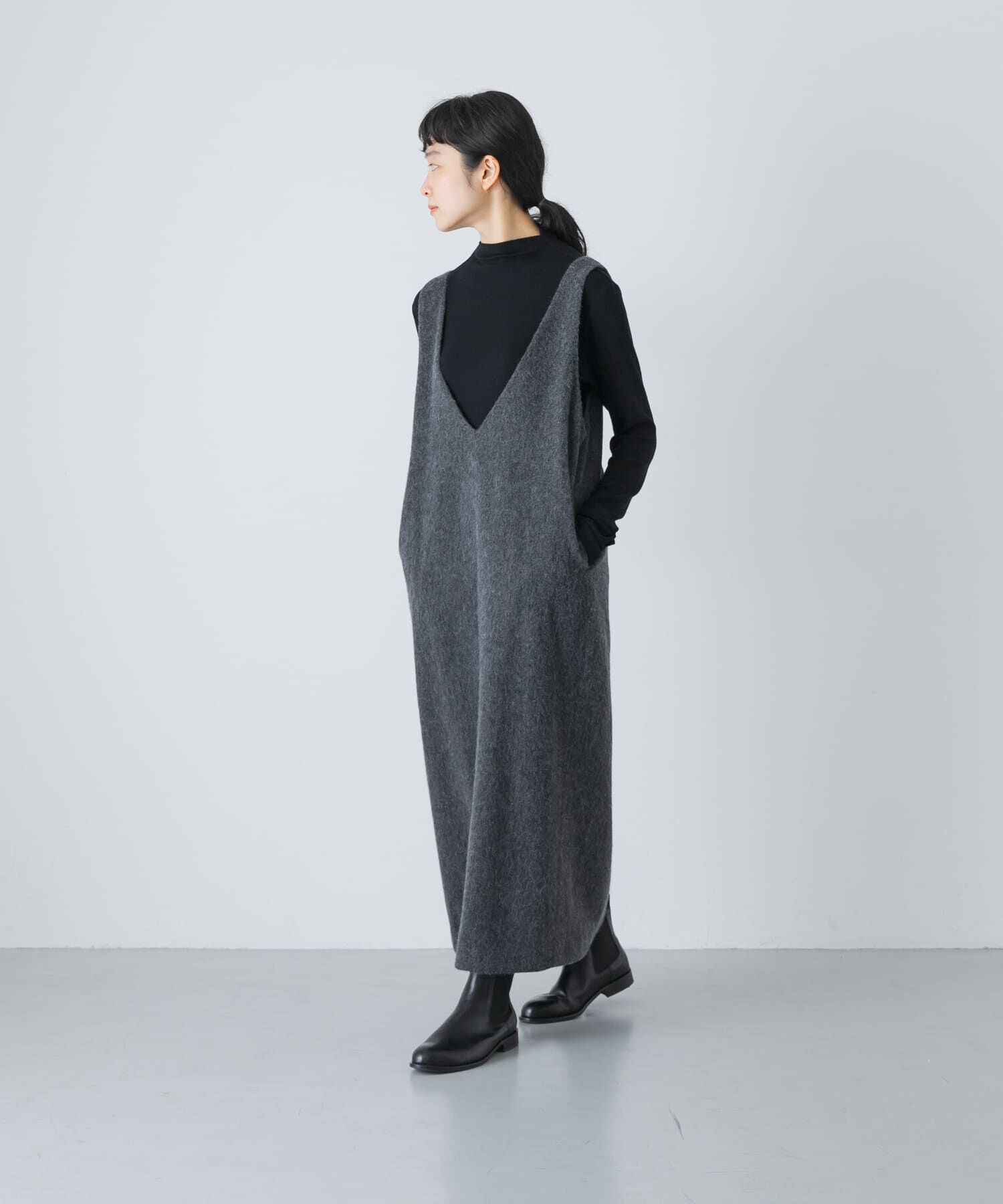 かぐれ「Vネックウールシャギーワンピース」|ワンピース|グレー