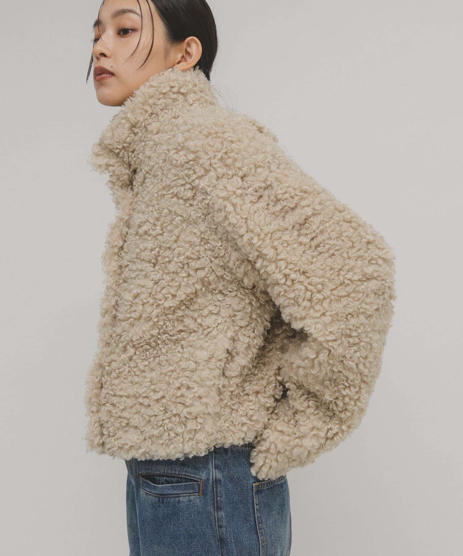  「フォルムボアジャケット」|ノーカラーコート|