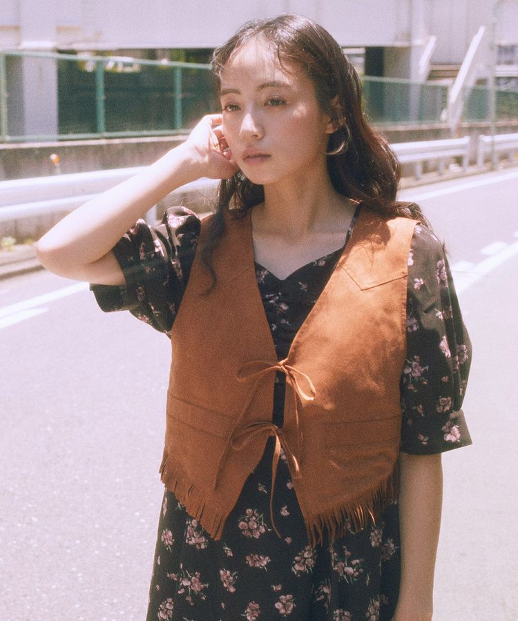 earth music&ecology「スウェード調フリンジベスト」|ベスト・ジレ|