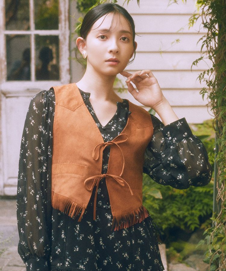 earth music&ecology「スウェード調フリンジベスト」|ベスト・ジレ|