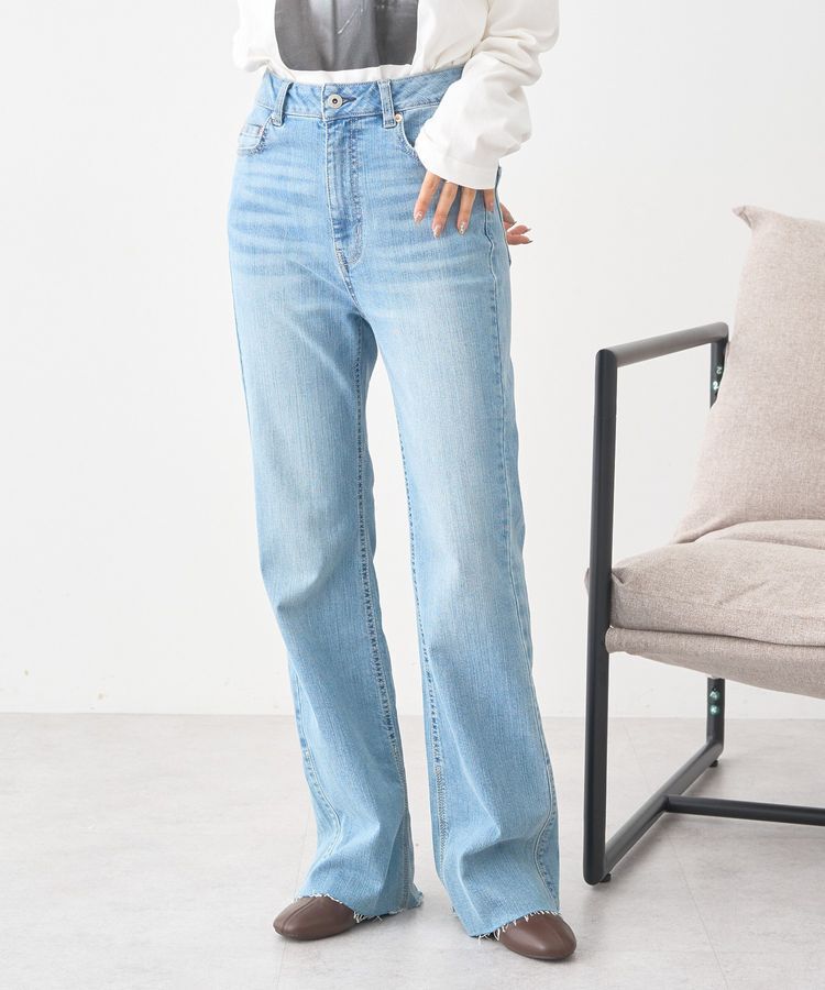 earth music&ecology「セルフカットストレッチフレアデニムパンツ」|デニム|