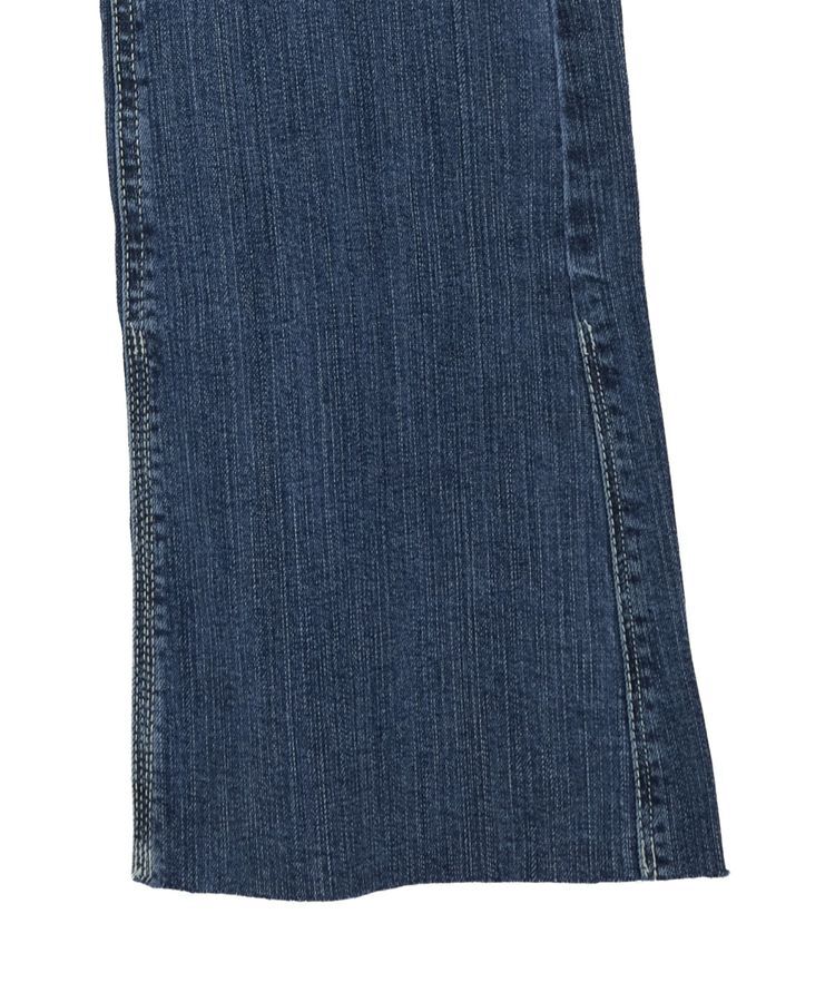 earth music&ecology「セルフカットストレッチフレアデニムパンツ」|デニム|