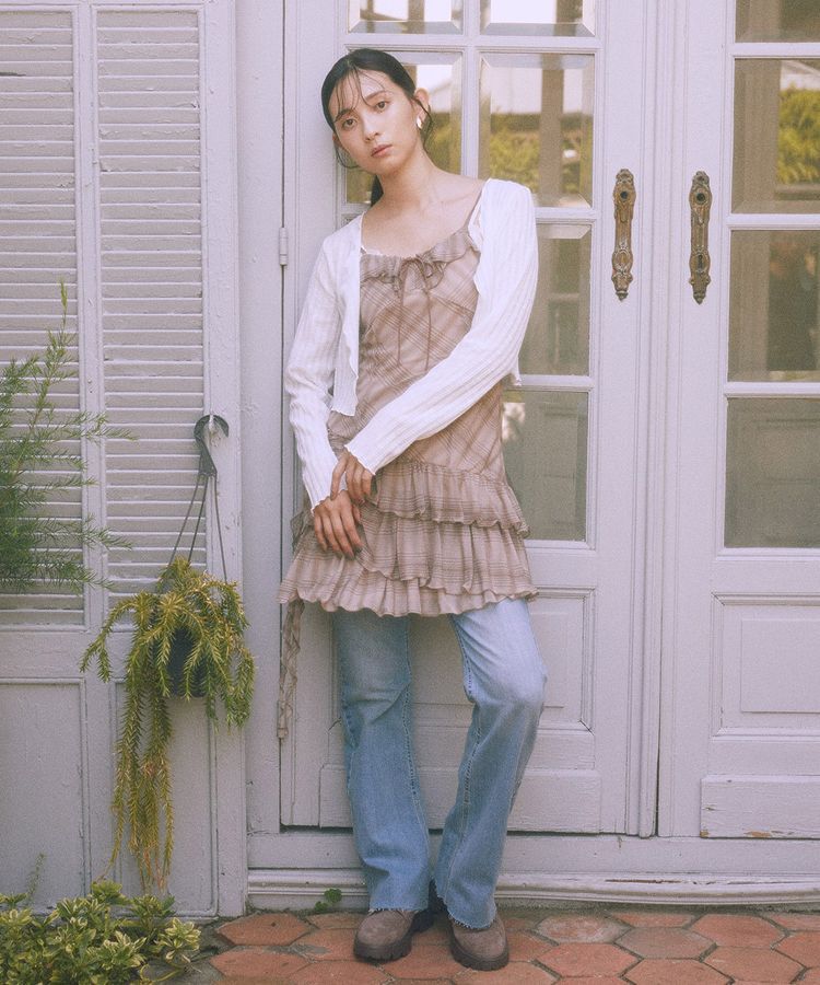 earth music&ecology「セルフカットストレッチフレアデニムパンツ」|デニム|