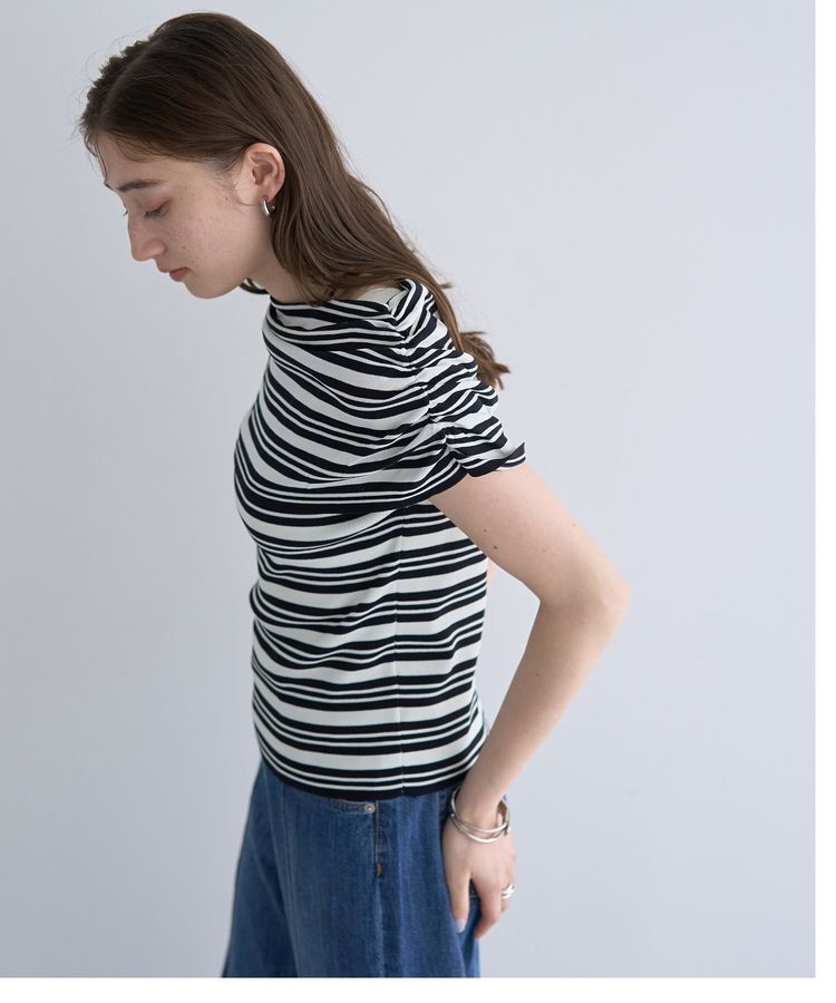 YECCA VECCA「シャーリングオフショルニット」|ニット・セーター|