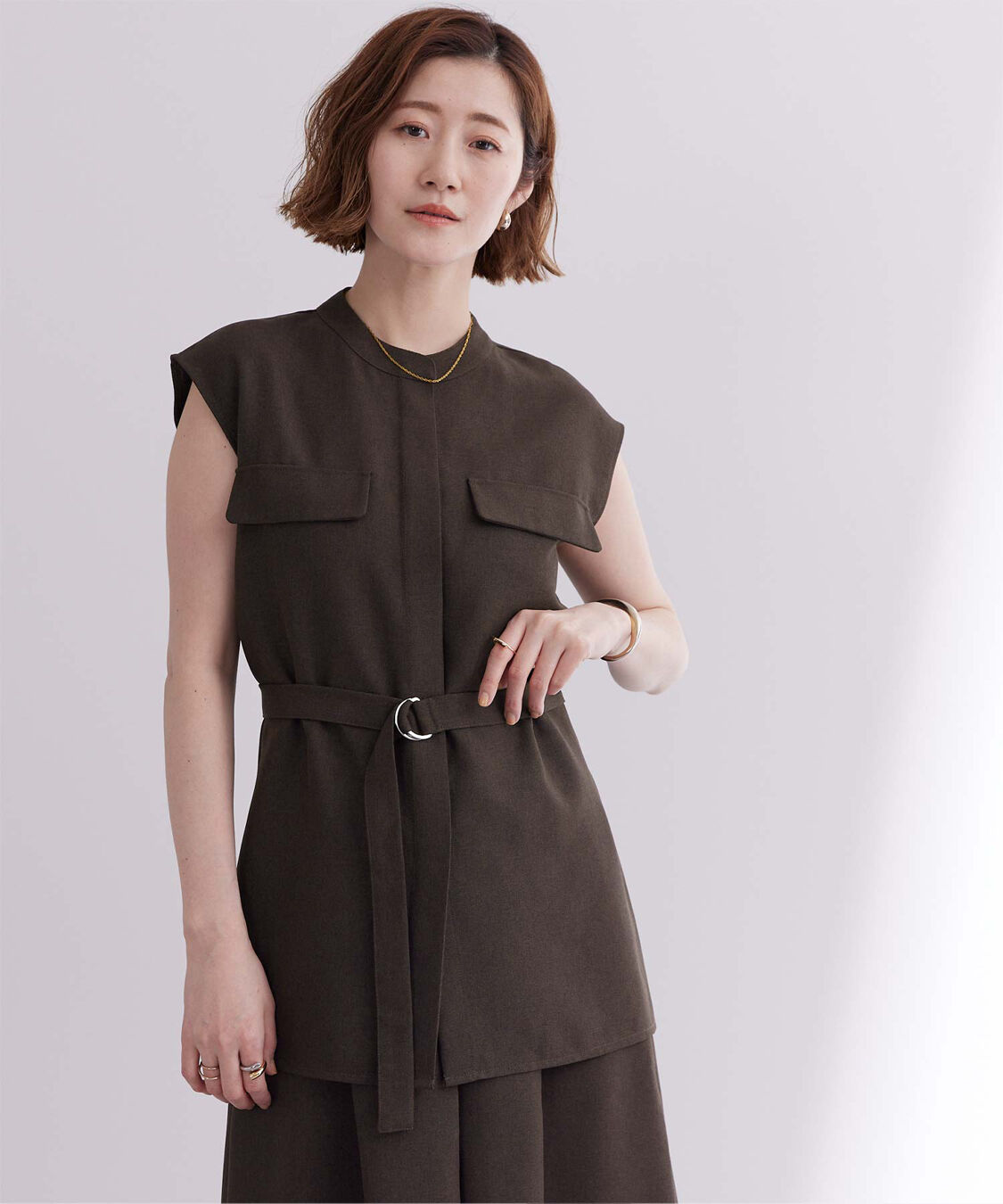 ur's「リネンライクノースリーブトップス」|シャツ・ブラウス|