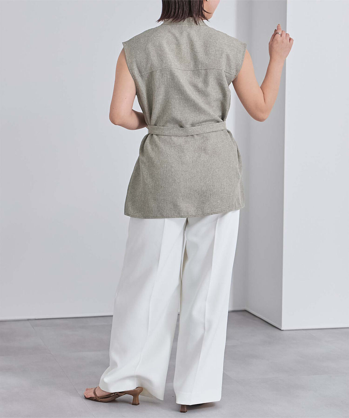 ur's「リネンライクノースリーブトップス」|シャツ・ブラウス|