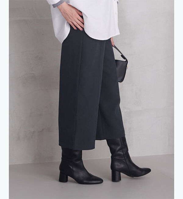 ur's「センターピンタッククロップドワイドパンツ」|スラックス|