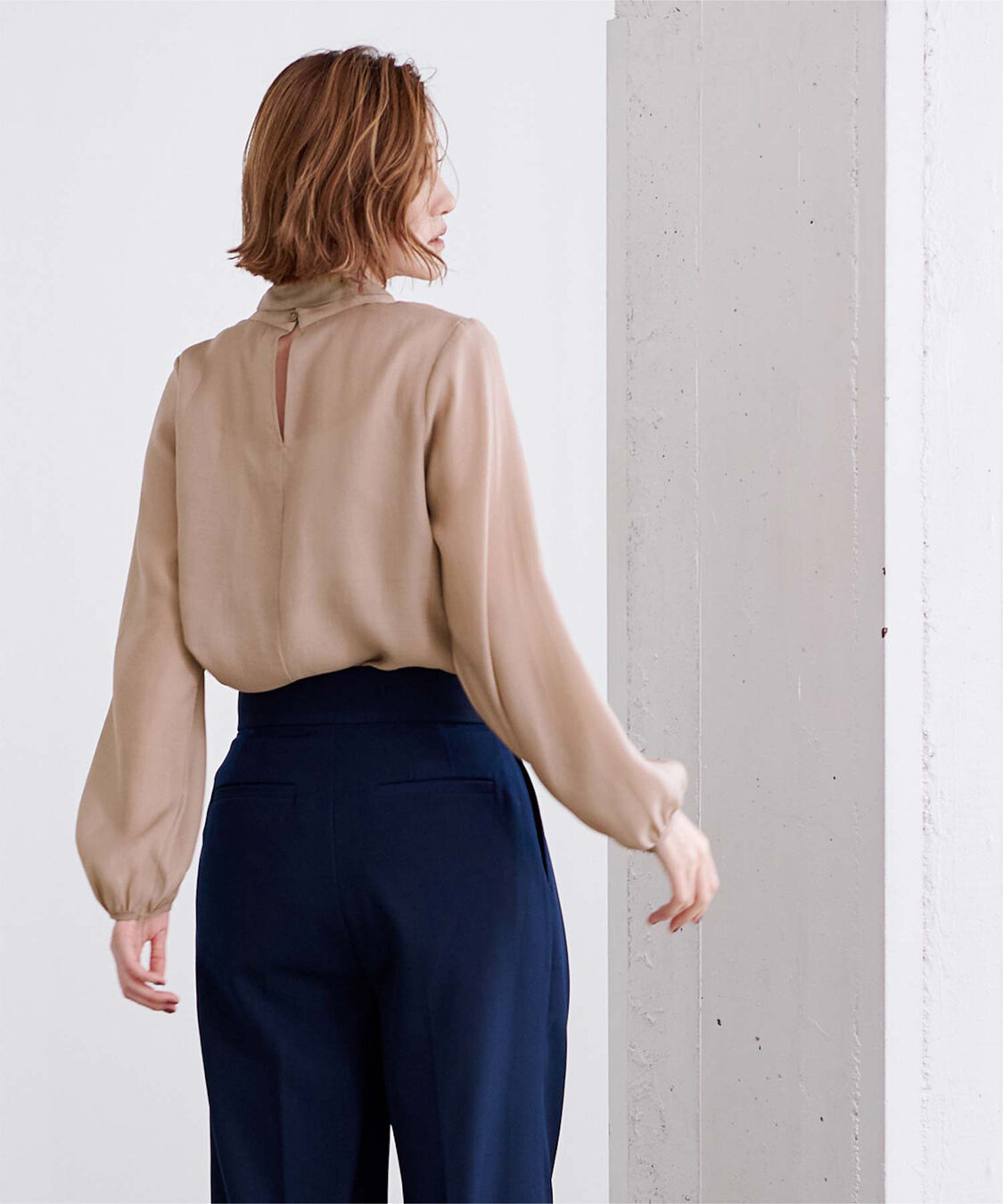 ur's「ボウタイ付シアーハイネックブラウス」|シャツ・ブラウス|