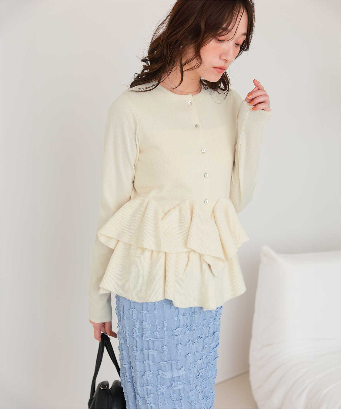 titivate「フリルヘムニットカーディガン」|ニット・セーター|