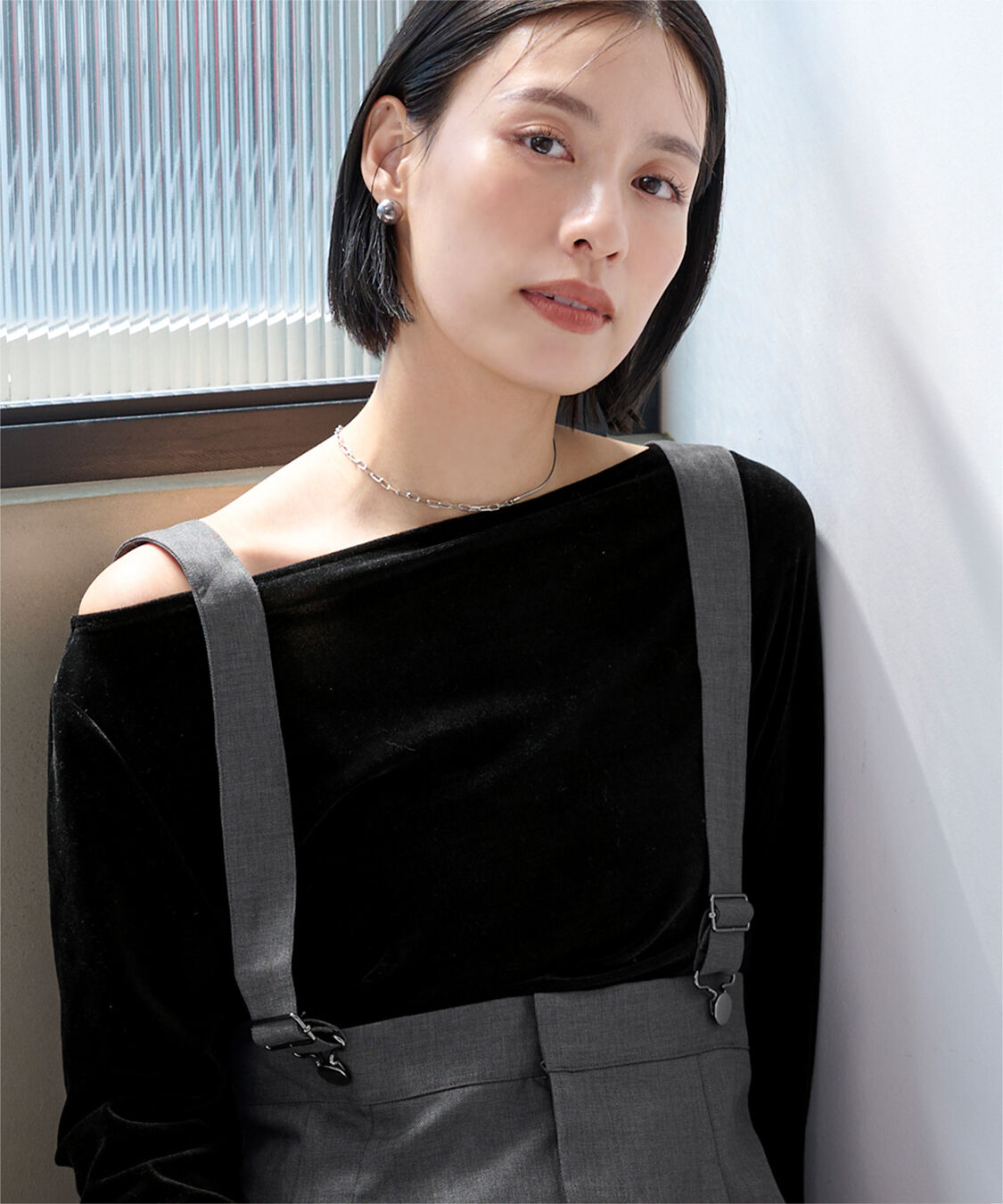 ur's「【黒川翼さんコラボアイテム】2wayボートネックベロアトップス」|Tシャツ・カットソー|