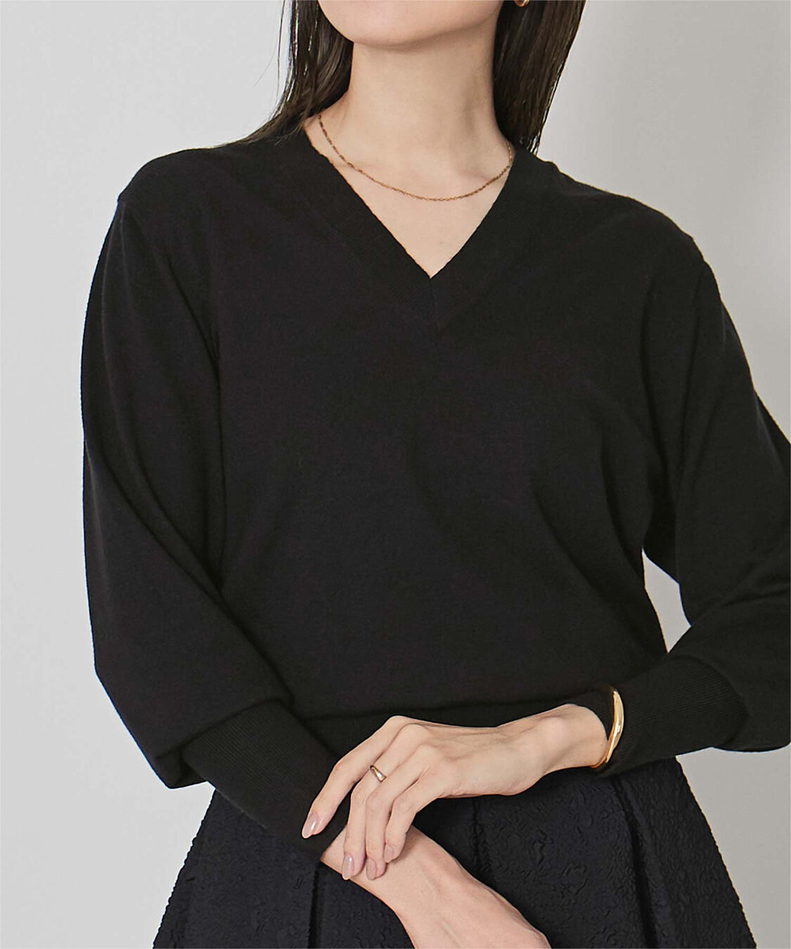 ur's「もちもちVネックニット」|ニット・セーター|