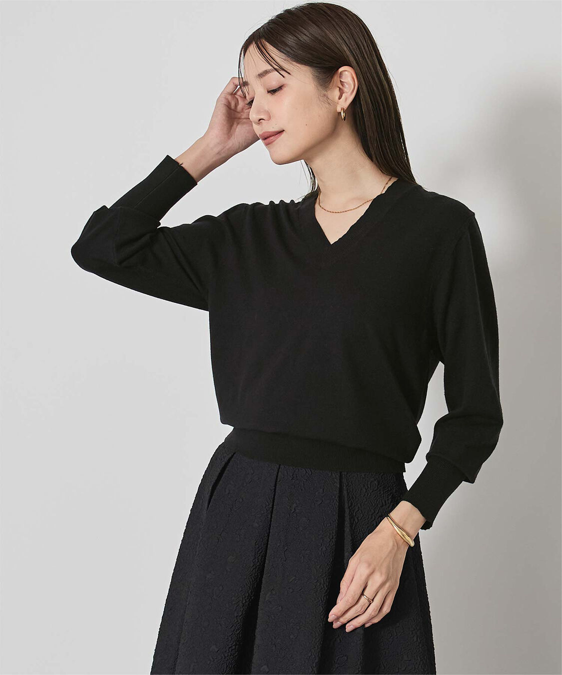 ur's「もちもちVネックニット」|ニット・セーター|