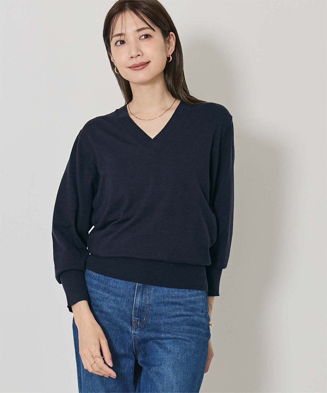 ur's「もちもちVネックニット」|ニット・セーター|