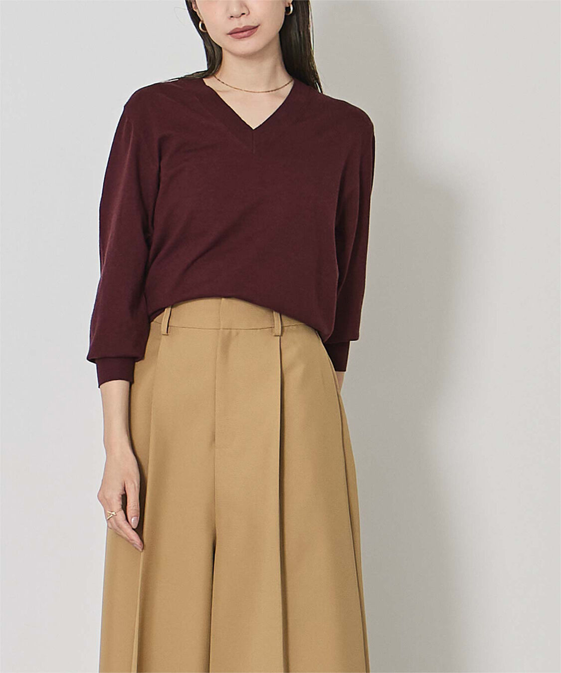 ur's「もちもちVネックニット」|ニット・セーター|