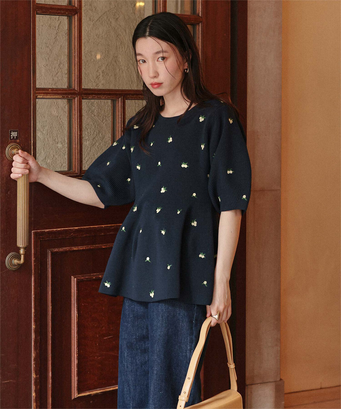 titivate「フラワー刺繍ペプラムニットトップス」|ニット・セーター|