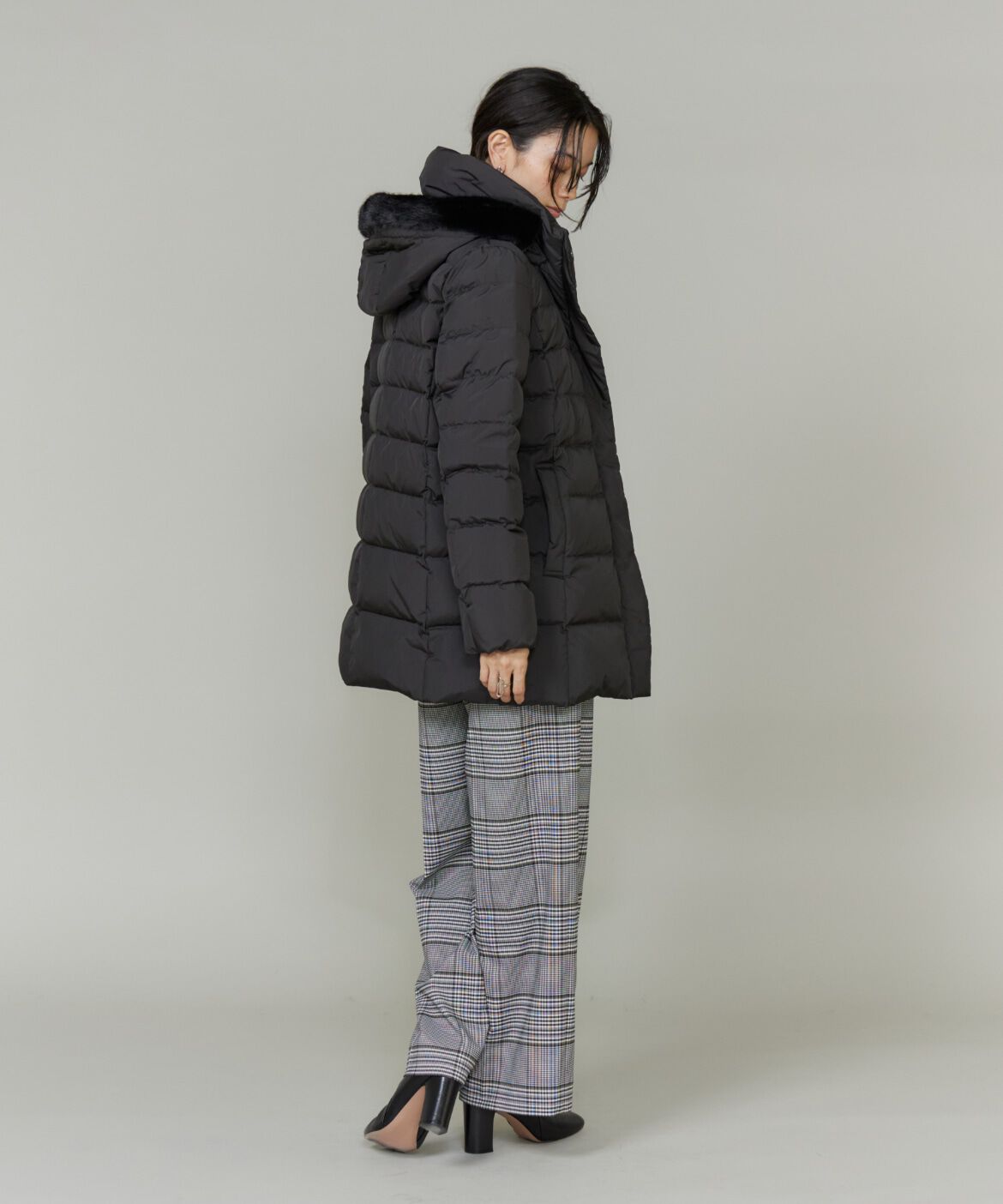 INED「《WEB限定》ミドル丈 フェイクファーフードダウンコート」|ダウン|