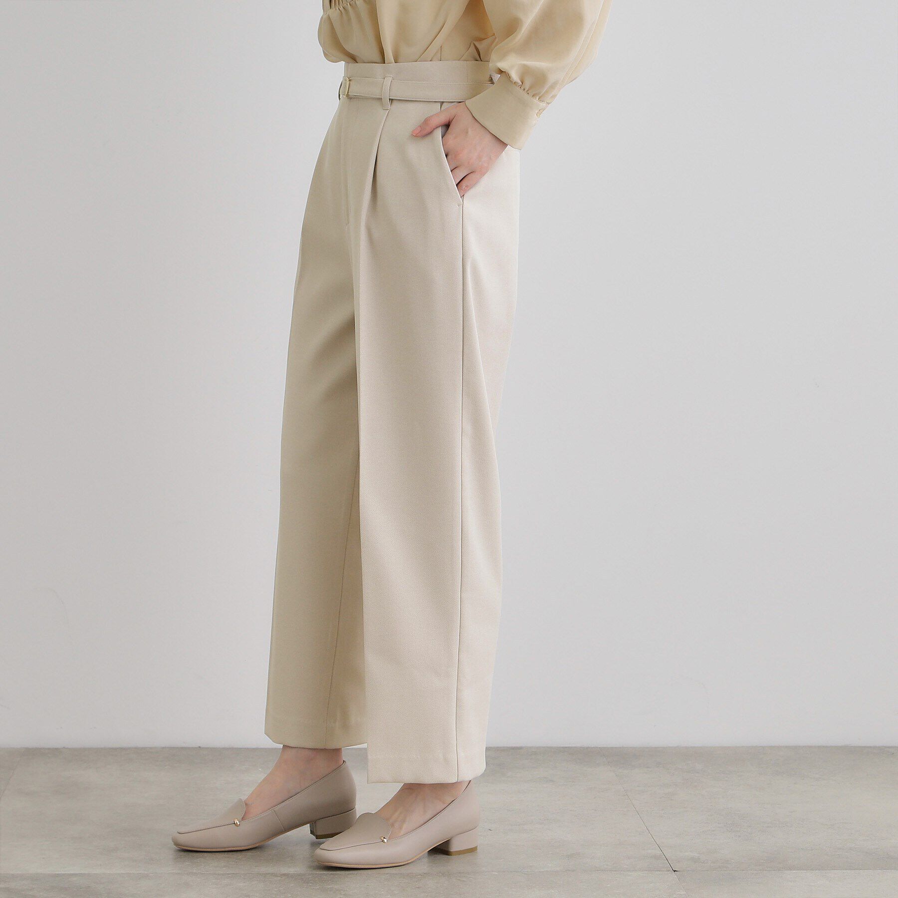 grove「【雑誌掲載】バックルベルトクロップドワイドパンツ」|その他|