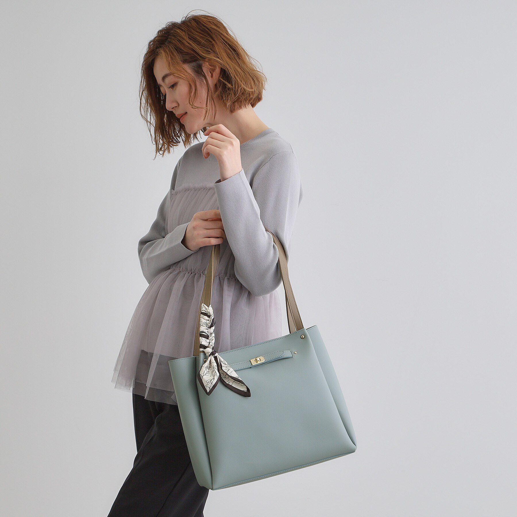 grove「人間工学ベルトタックスカーフ付きトート」|トートバッグ|