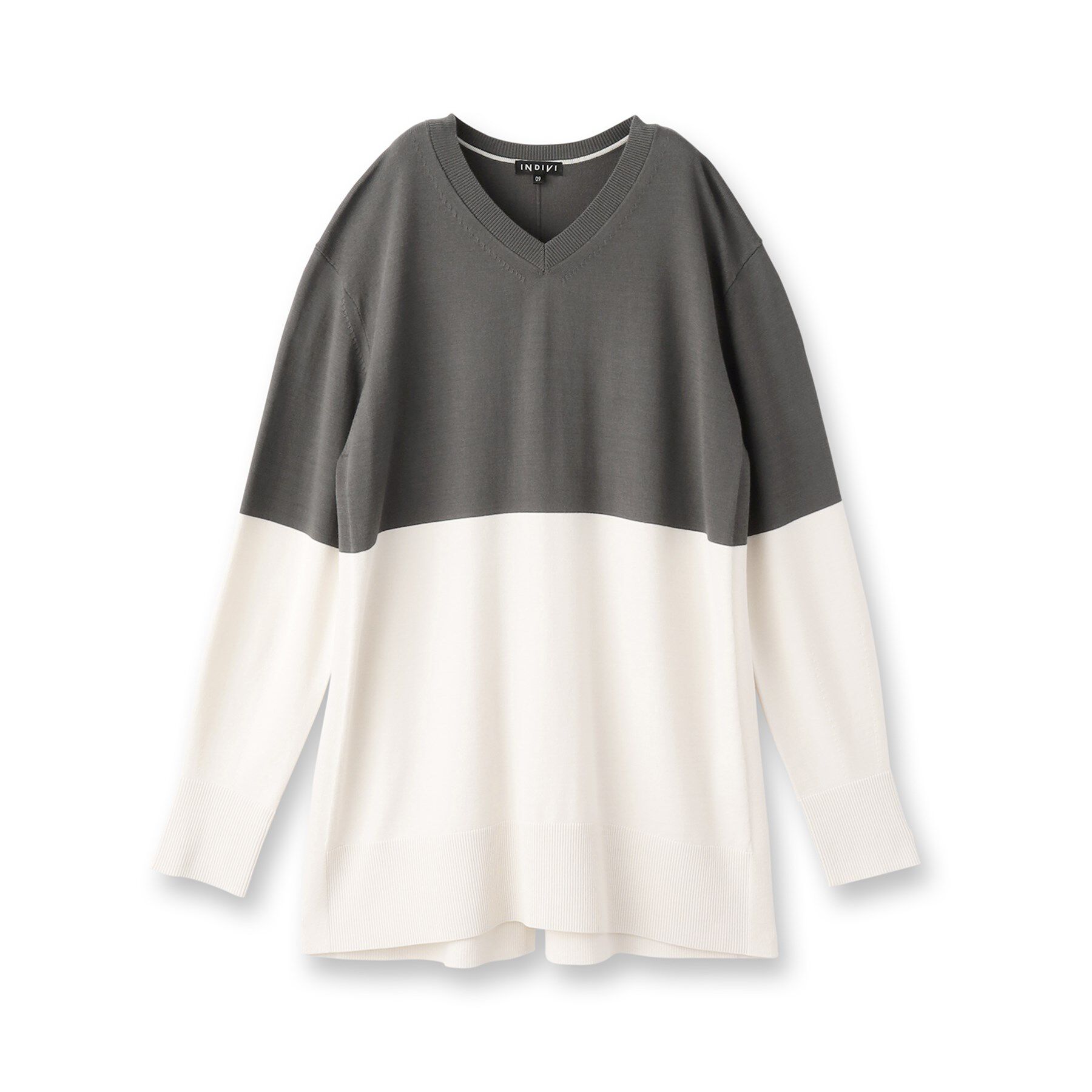 INDIVI「【洗える】Vネックチュニックニット」|ニット・セーター|