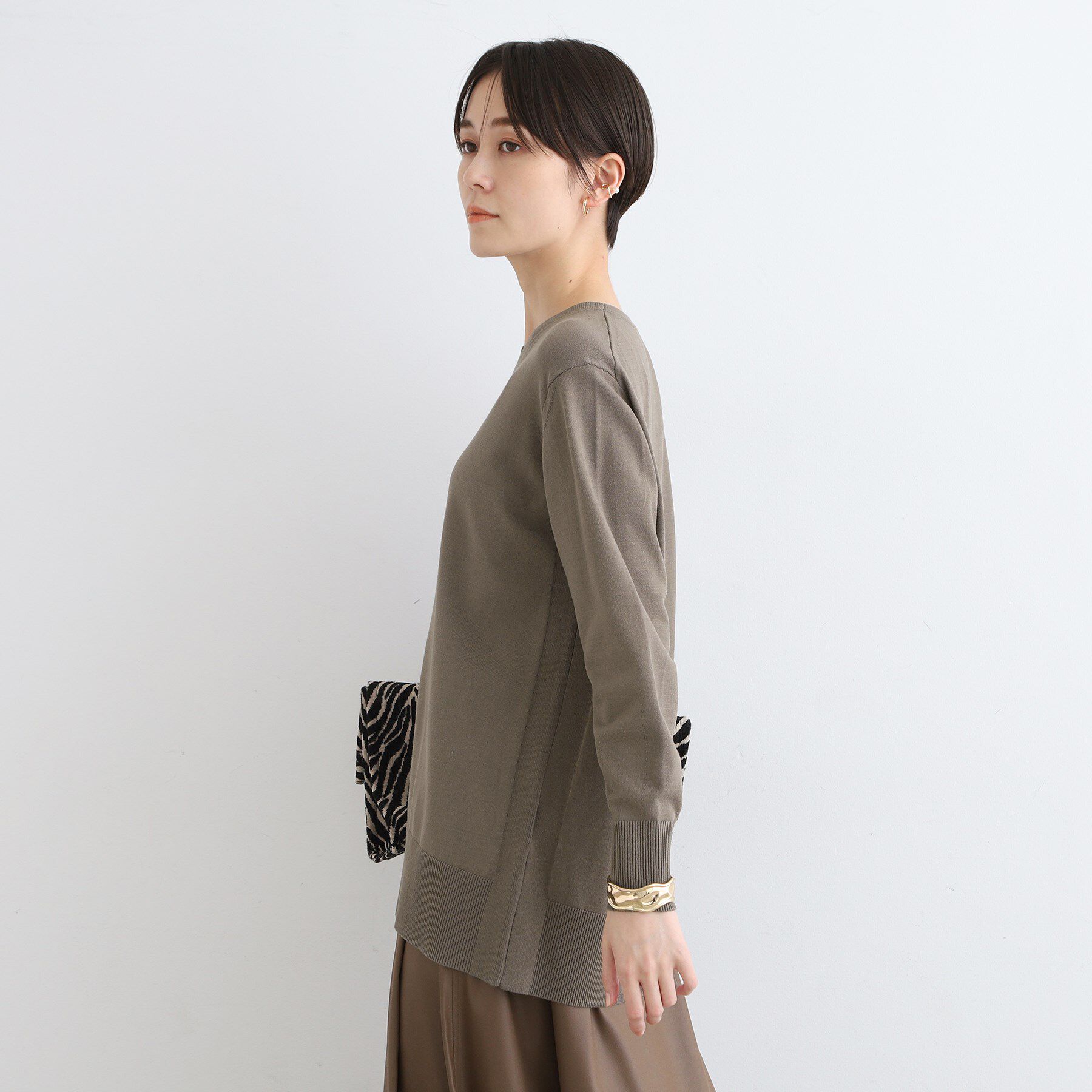 INDIVI「【洗える】Vネックチュニックニット」|ニット・セーター|