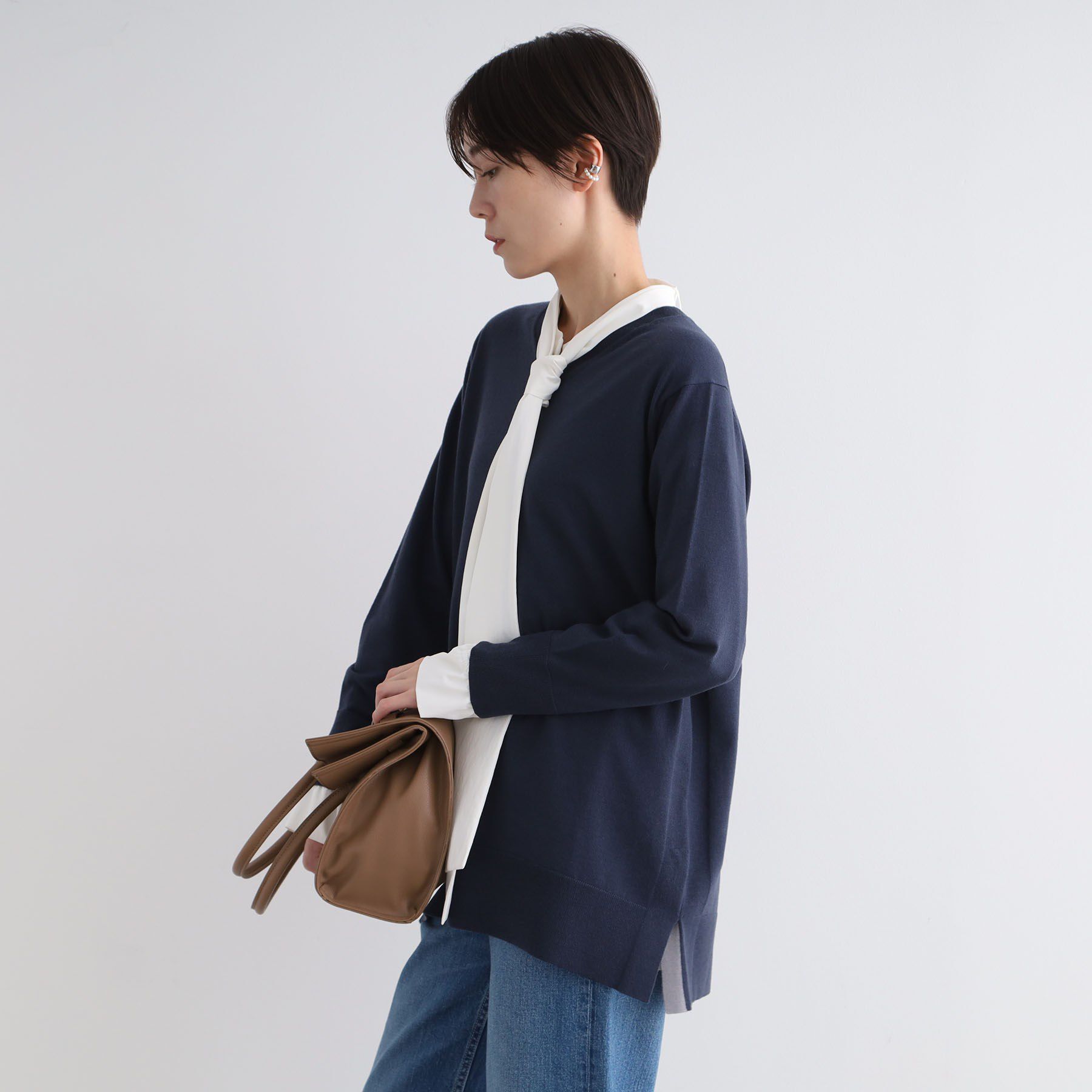 INDIVI「【洗える／チュニック丈／ボーダー柄】スリットデザインVネックニット」|ニット・セーター|