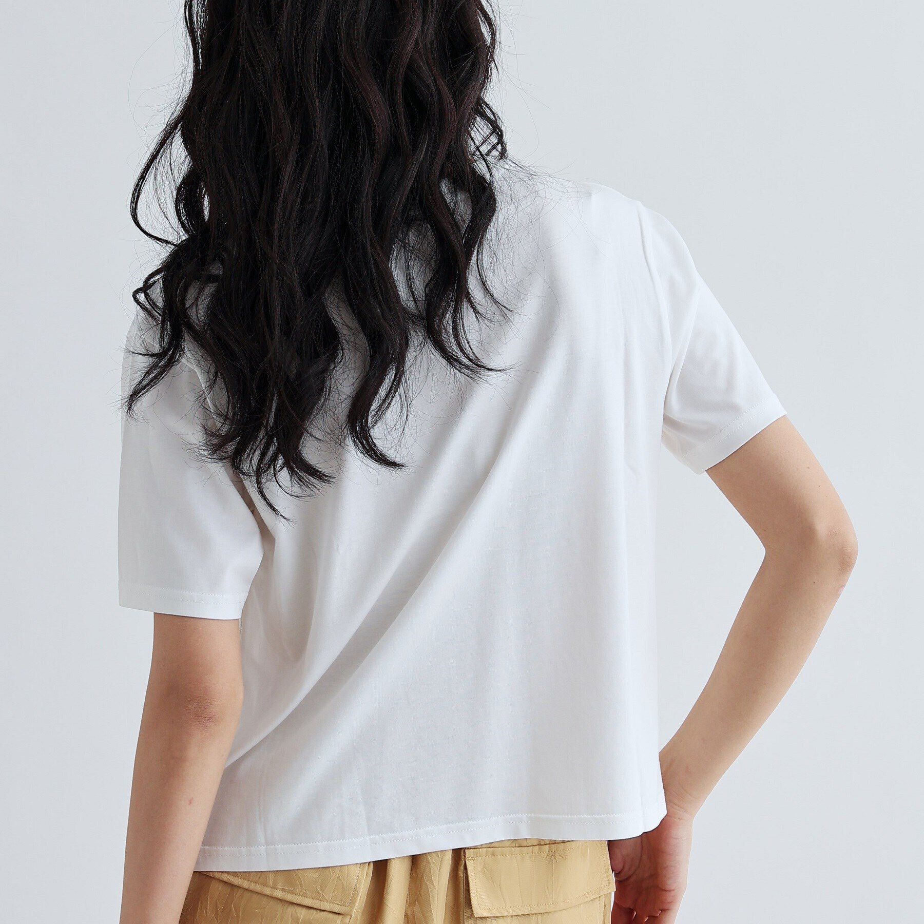 GALLEST「クロップド丈ロゴTシャツ」|Tシャツ・カットソー|